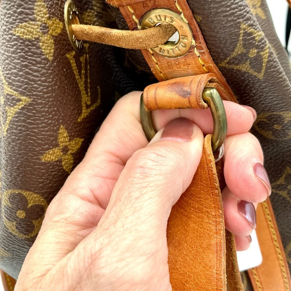 Louis Vuitton Monogram Petit Noe Bucket Bag #816 - Picture 7 of 8